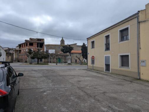 PXL_20250301_120900686.RAW-01.COVER