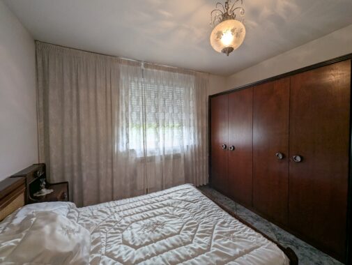 PXL_20250526_165435952.RAW-01.COVER