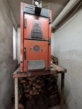 PXL_20250526_170401997.RAW-01.COVER