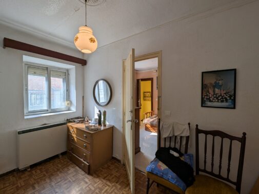 PXL_20250625_081157073.RAW-01.COVER