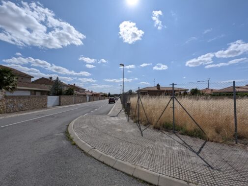 PXL_20250625_154447466.RAW-01.COVER